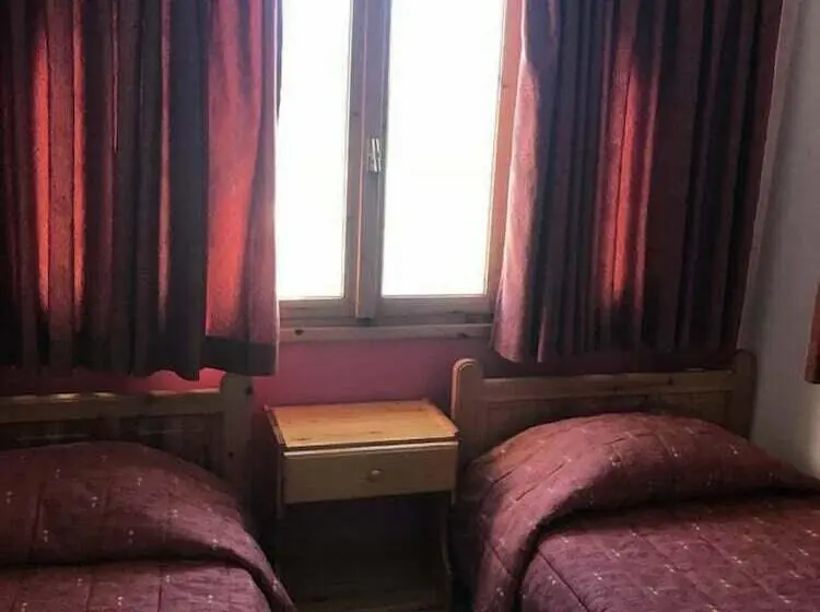 ファミリールーム, Pension Nikos