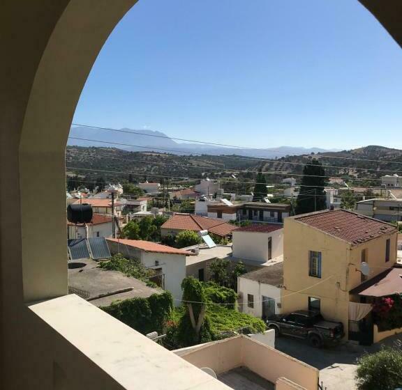 家庭间, Pension Nikos