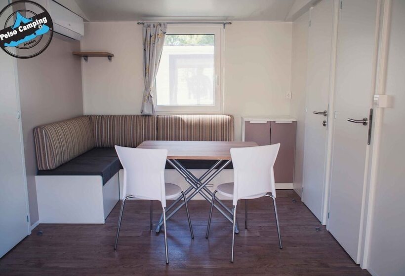 １ベッドルームハウス, Pelso Camping