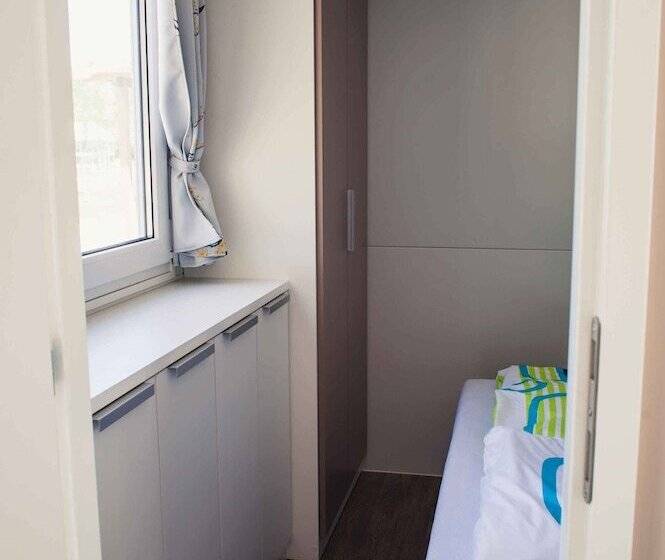 １ベッドルームハウス, Pelso Camping