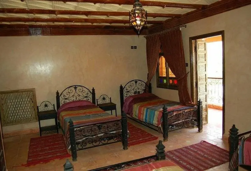 スタンダードトリプルルーム, Hôtel Restaurant Les Etoiles Du Toubkal