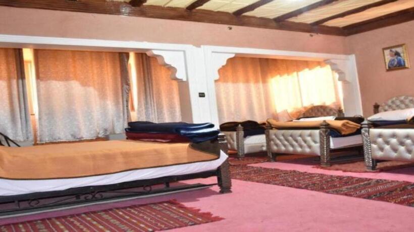 Номер Стандарт Трехместный, Hôtel Restaurant Les Etoiles Du Toubkal