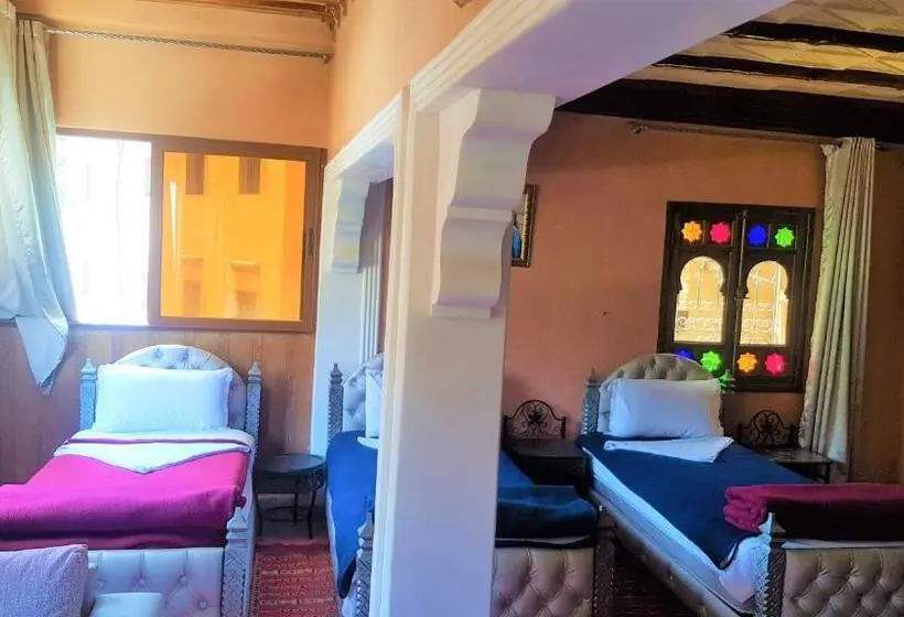 スタンダード４人部屋, Hôtel Restaurant Les Etoiles Du Toubkal