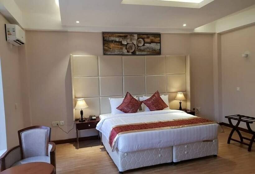 エクゼクティブスイート, Mount Royal Villa