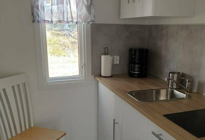 スタンダードバンガロー, Askeviks Camping & Stugor