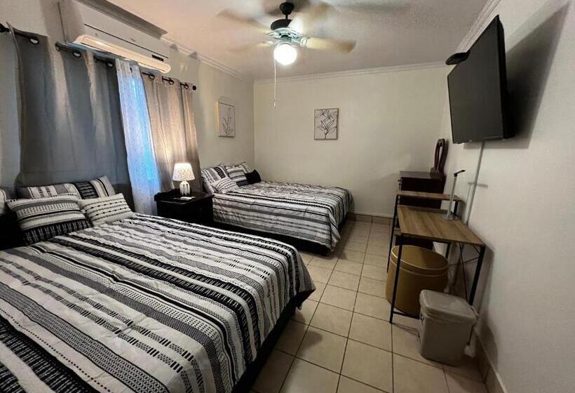 חדר סטנדרט לארבעה, Yoli´s Bed & Breakfast