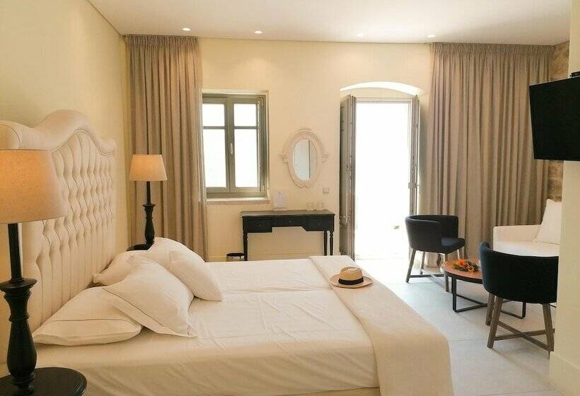 סוויטת ג'וניור נוף לים, Akrolithi Boutique