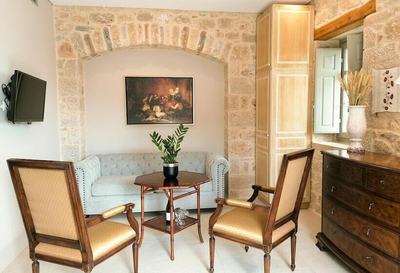 סוויטת ג'וניור נוף לים, Akrolithi Boutique