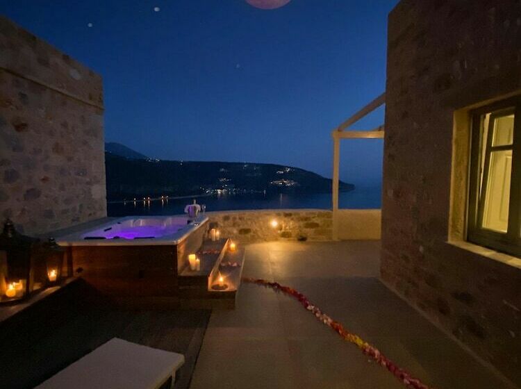 סוויטת ג'וניור נוף לים, Akrolithi Boutique