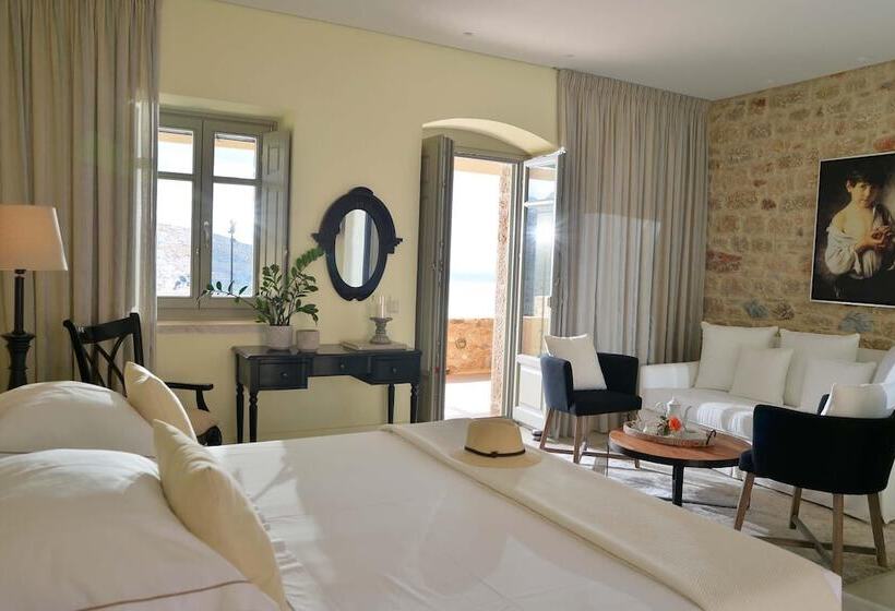 סוויטת ג'וניור נוף לים, Akrolithi Boutique