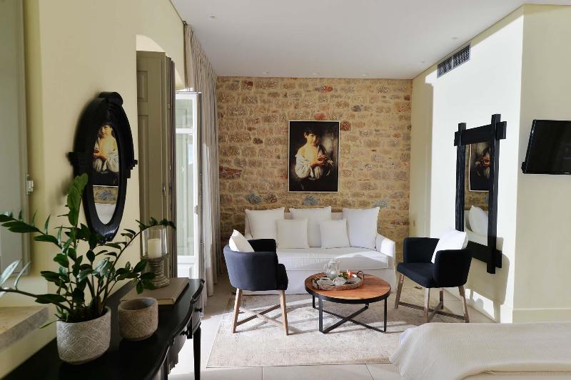 סוויטת ג'וניור נוף לים, Akrolithi Boutique