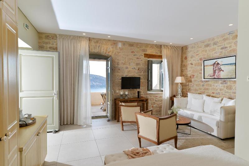 סוויטת ג'וניור נוף לים, Akrolithi Boutique