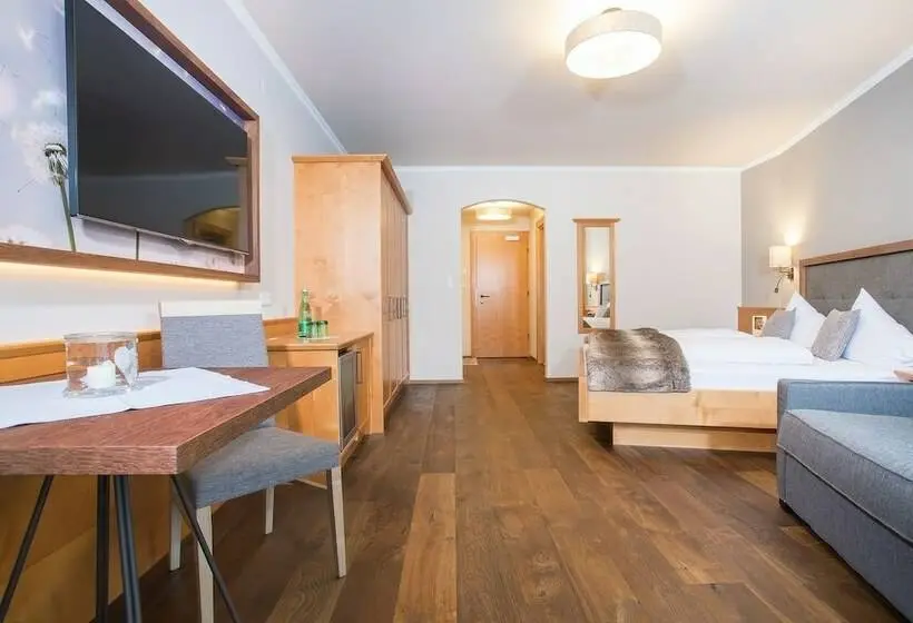スイート, Christina   Ihr Kleinstes 4 Hotel Am Achensee