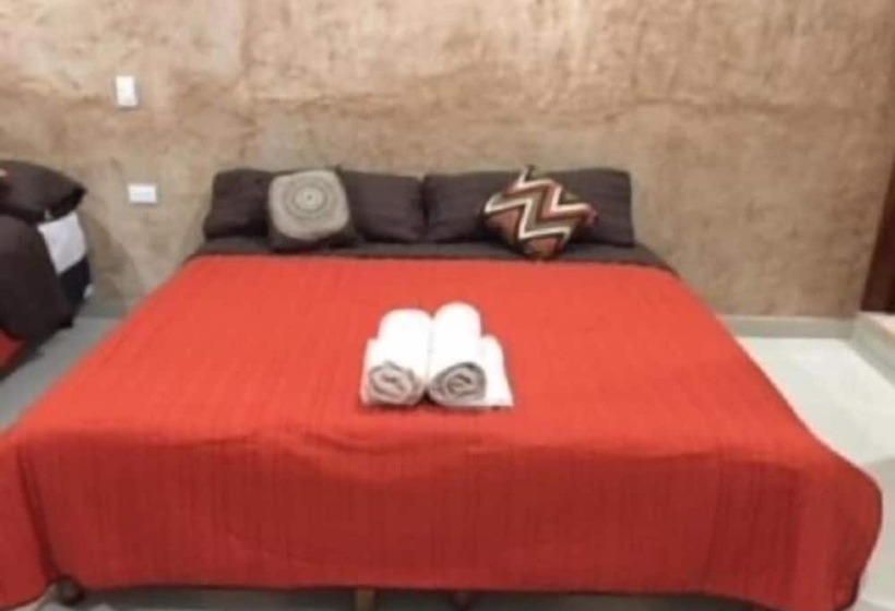 Családi Suite, Mi Viejo Chit