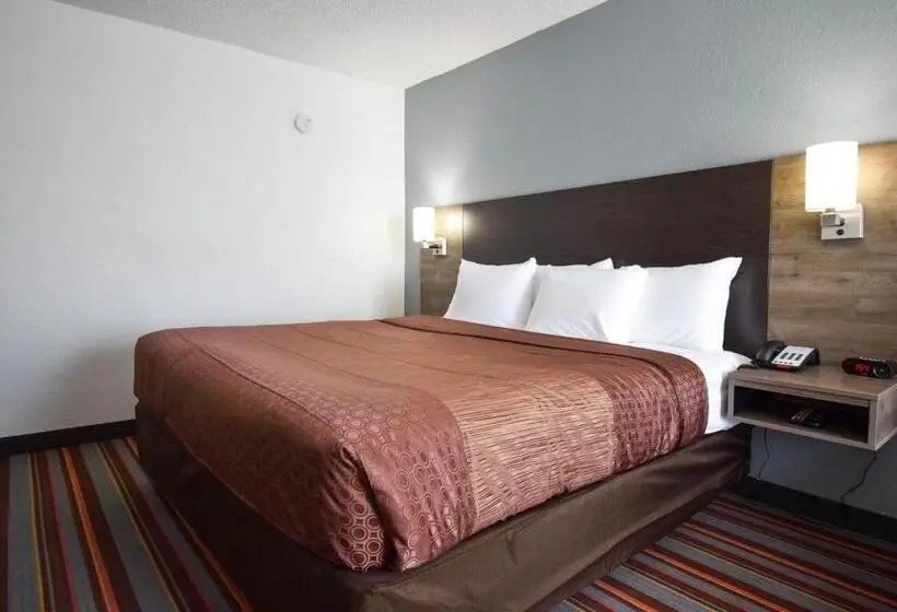 身障者適用キングサイズベッドルーム, Quality Inn & Suites Sulphur Springs