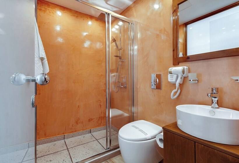 标准间, Hamam Suites Portou