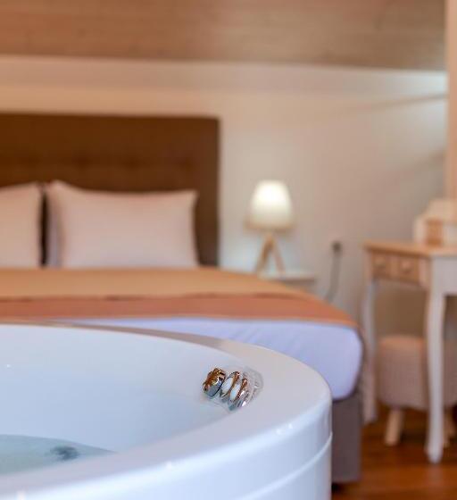 Люкс с гидромассажем, Hamam Suites Portou