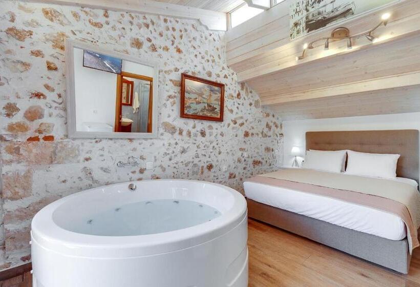 带按摩浴盆的套房, Hamam Suites Portou