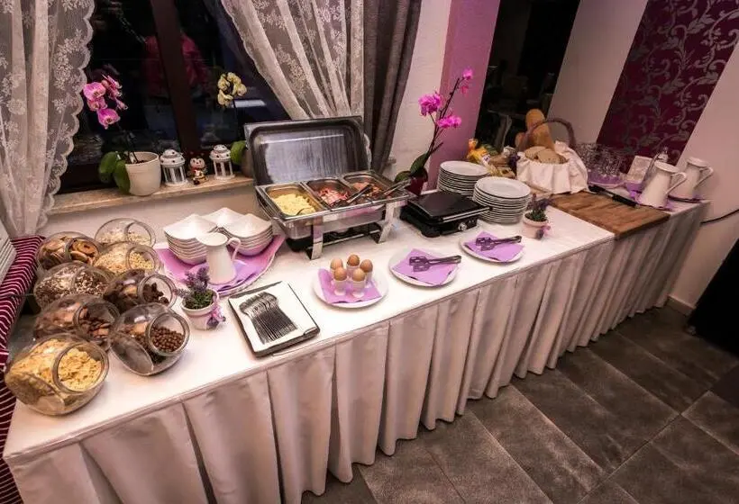 屋根裏部屋風スタンダードルーム, Villa Sandi Free Parking