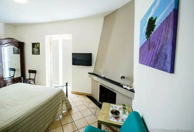 ダブルベッドスタンダードルーム, Acasamia Wine Resort Borgo Salella