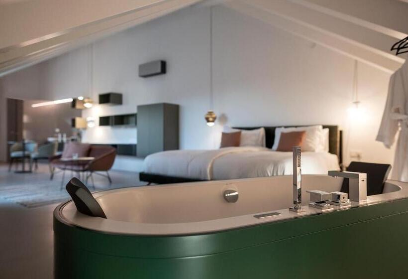 סוויטה עם מרפסת, Designhotel Gius La Residenza