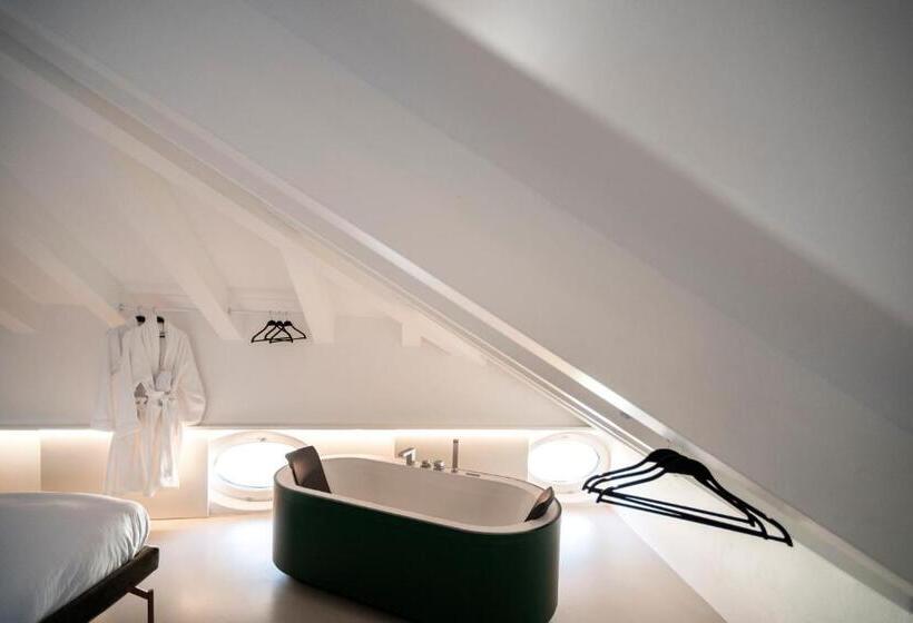 סוויטה עם מרפסת, Designhotel Gius La Residenza