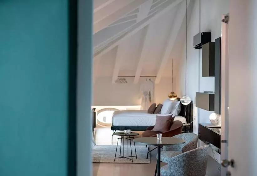 سوئیت با بالکن, Designhotel Gius La Residenza