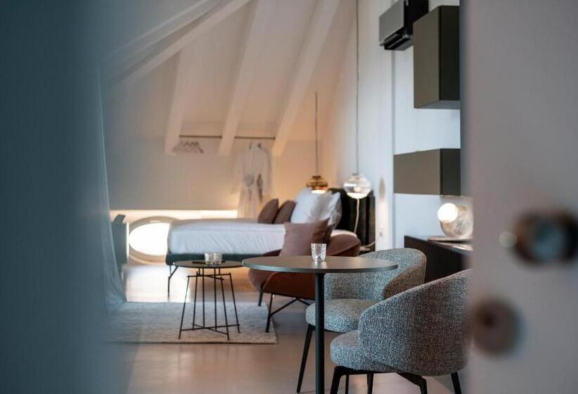 סוויטה עם מרפסת, Designhotel Gius La Residenza