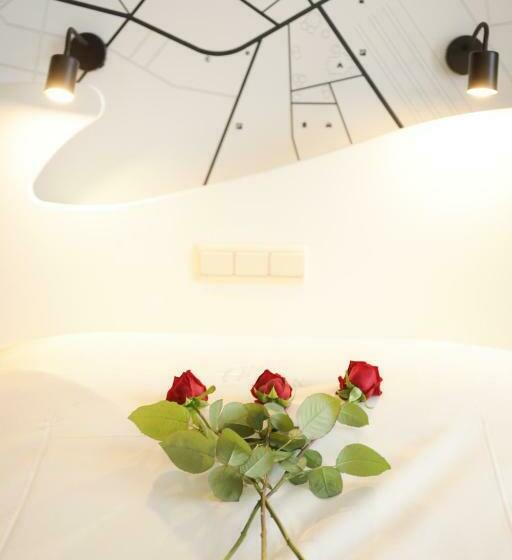 חדר סטנדרט יחיד, Alfa Inn