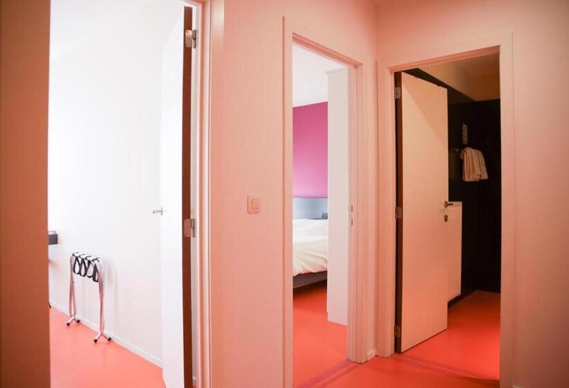 דירת חדר, Alfa Inn