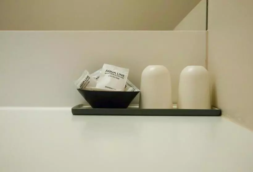 デラックスの４人部屋, Alfa Inn