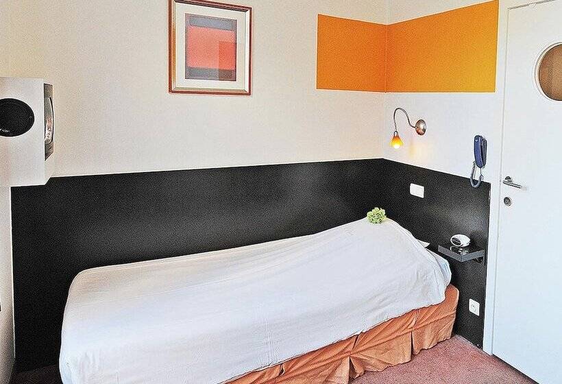 חדר סטנדרט יחיד, Alfa Inn