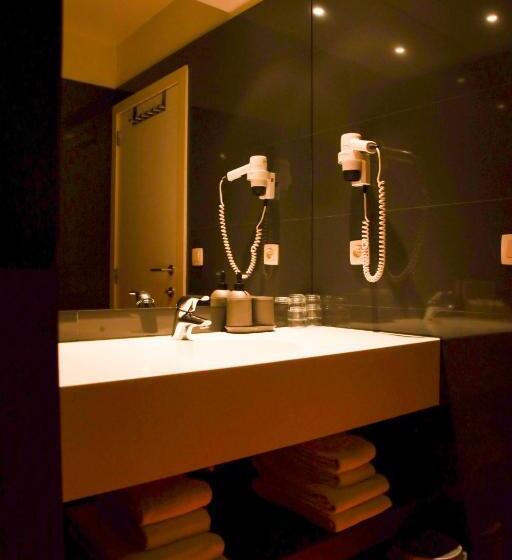 דירת חדר, Alfa Inn