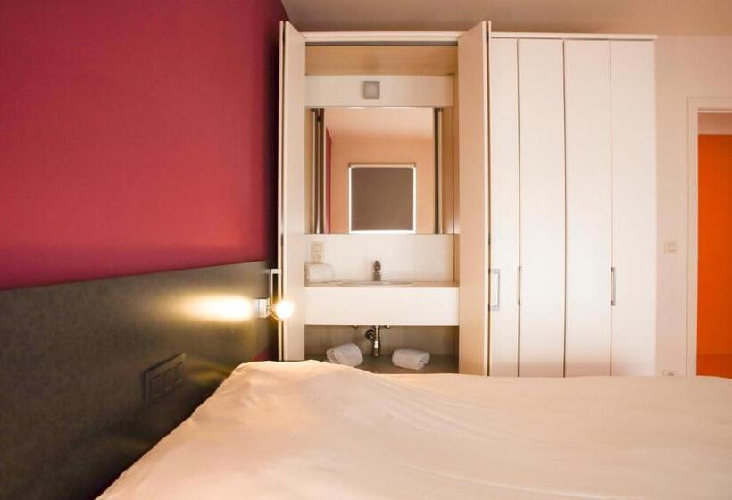 דירת חדר, Alfa Inn