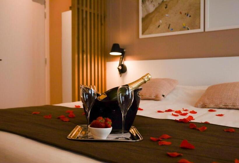 סוויטת ג'וניור, Alfa Inn