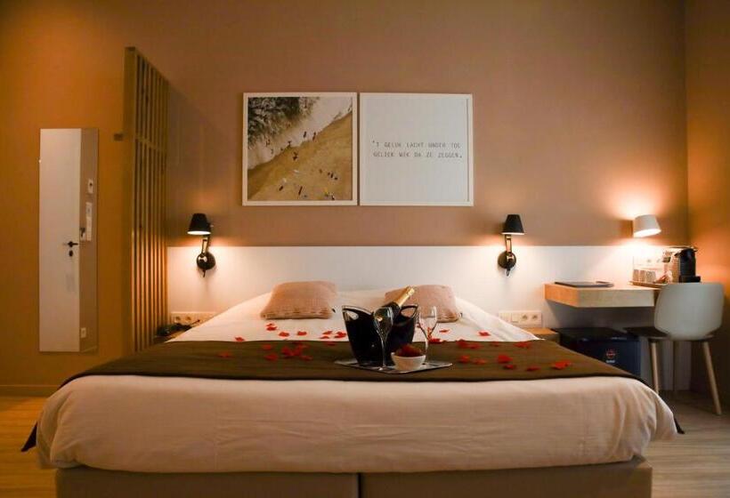 סוויטת ג'וניור, Alfa Inn