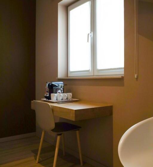 חדר דלוקס לארבעה, Alfa Inn