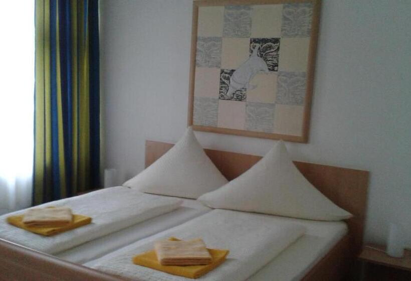 חדר סטנדרט, Am Freihafen