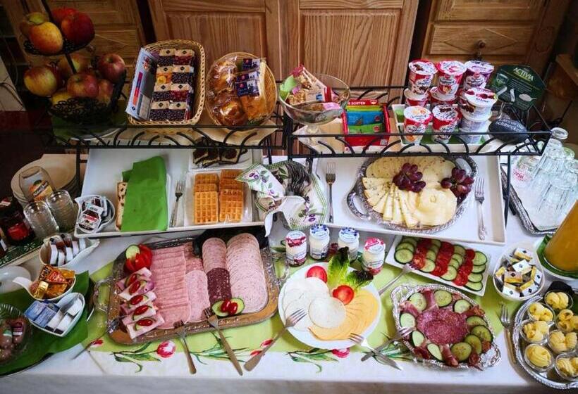 חדר משפחתי, Am Freihafen