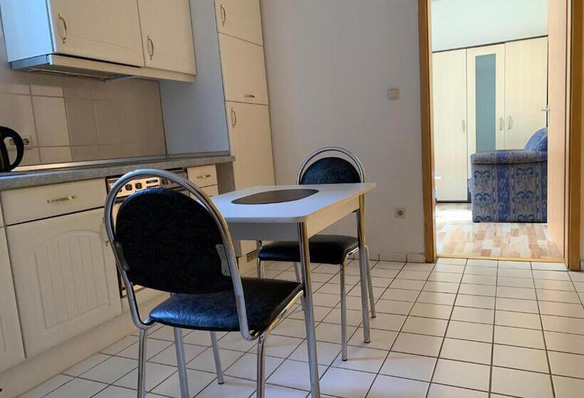 דירת חדר, Am Freihafen