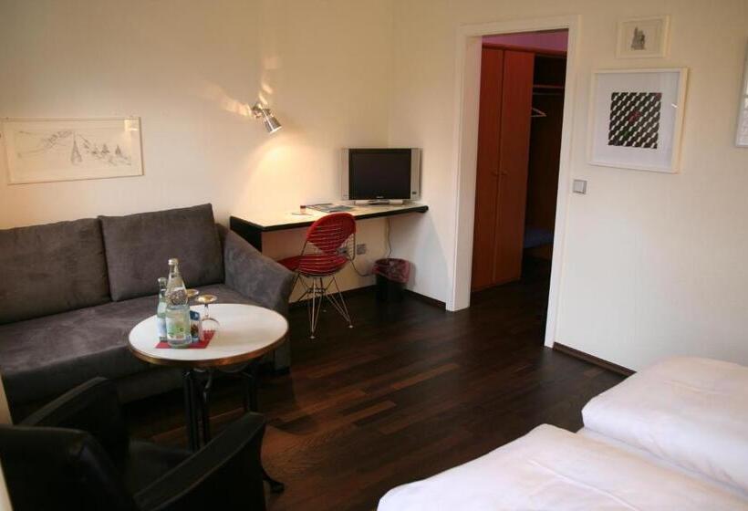 수피리어 룸, Am Main