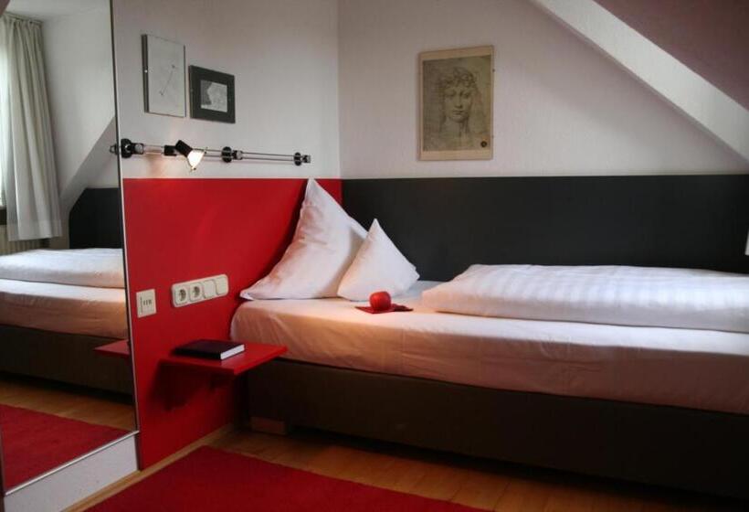 스탠다드 싱글 룸, Am Main