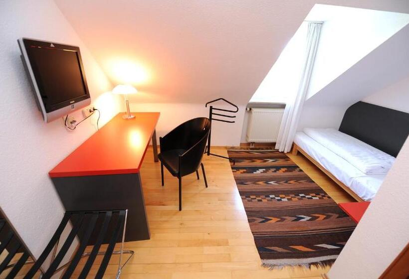 스탠다드 싱글 룸, Am Main