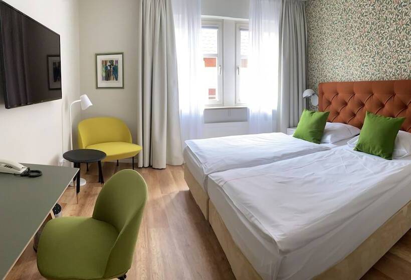 标准间, Am Torturm