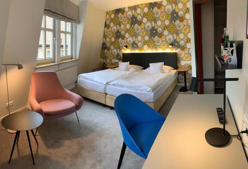 标准间, Am Torturm