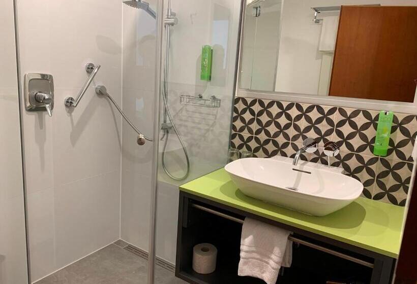 标准间, Am Torturm