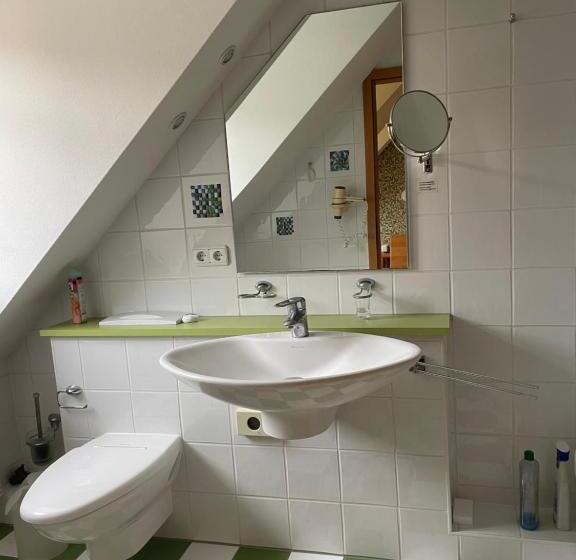 带1个卧室的带阳台的公寓, Am Torturm