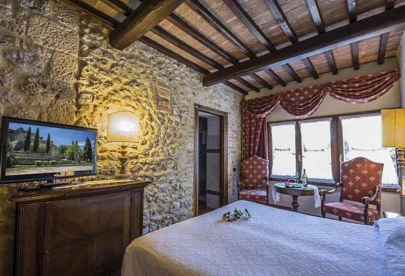 غرفة سوبيريور, Castel Pietraio