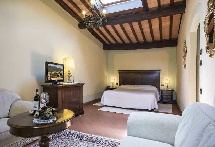 شقة غرفتين, Castel Pietraio