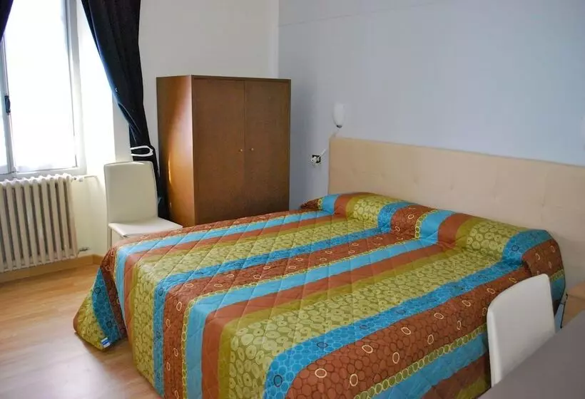 اتاق استاندارد, Domodossola